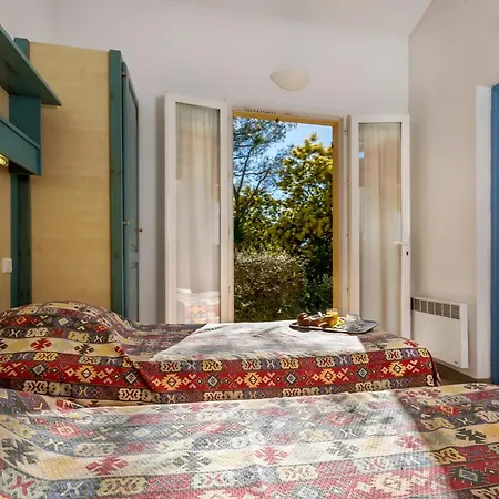 Village Vacances Les Genevriers *