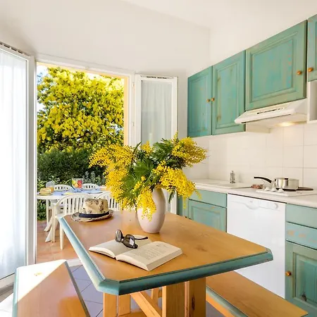 Casa de Férias Village Vacances Les Genevriers Saint-Raphaël