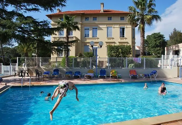 Village Vacances Les Genevriers Saint-Raphael (Var)