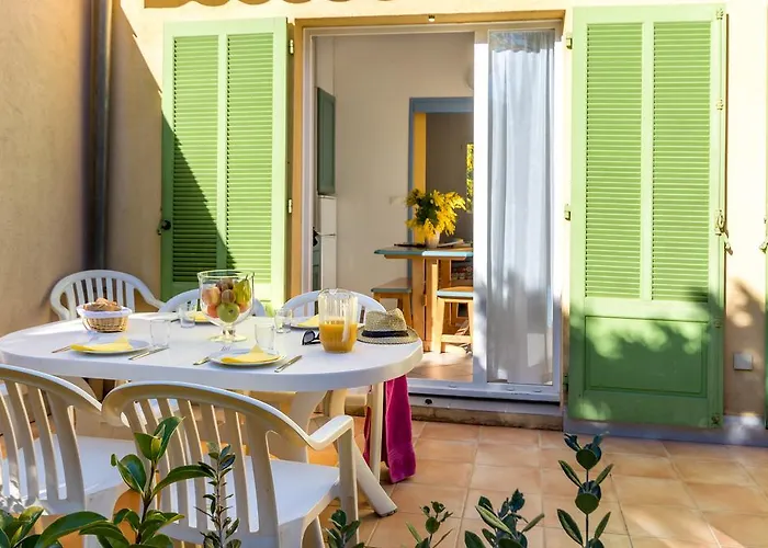 Holiday home Village Vacances Les Genevriers